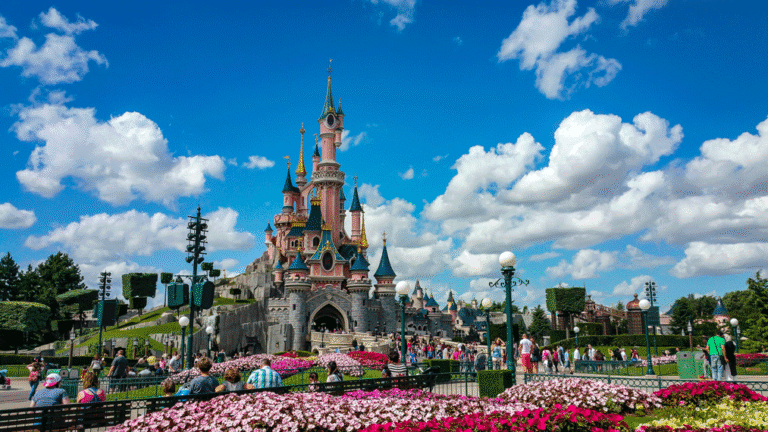 Parc Asterix vs Disneyland