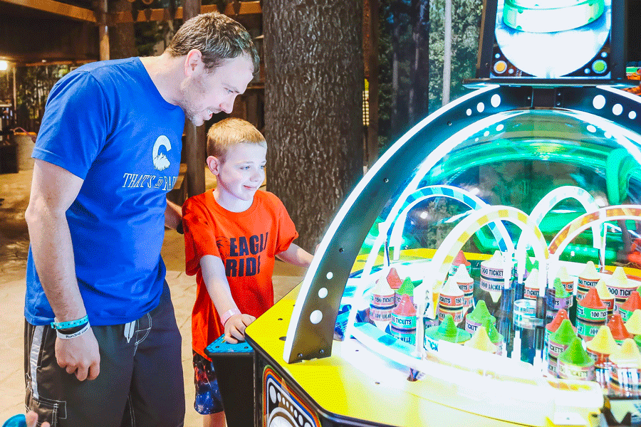 Futuroscope ou Puy du Fou en famille